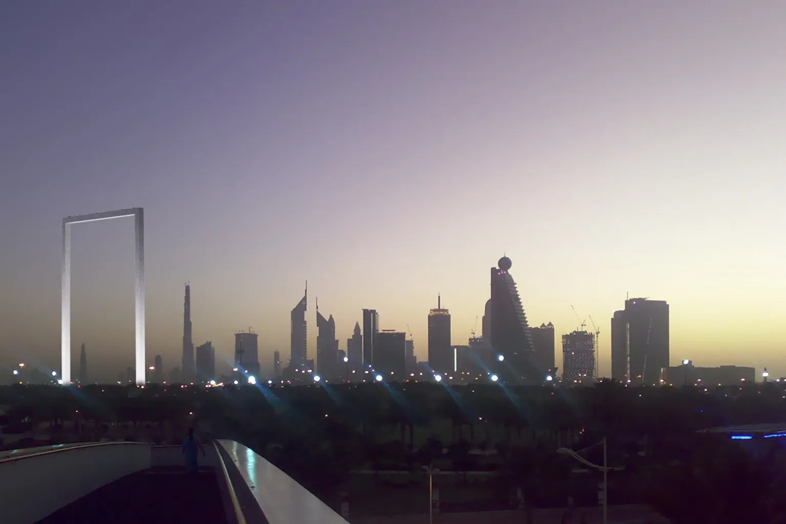Dubai Frame visite : l'horizon de Dubaï vu par un skipper