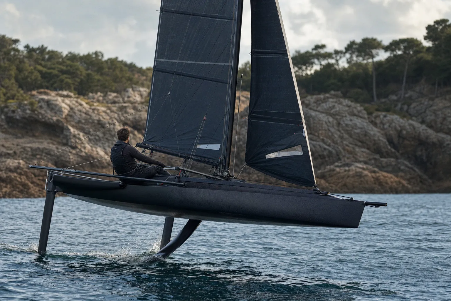 L’Airborn Foiler révolutionne la voile avec son dériveur à foil entièrement automatisé
