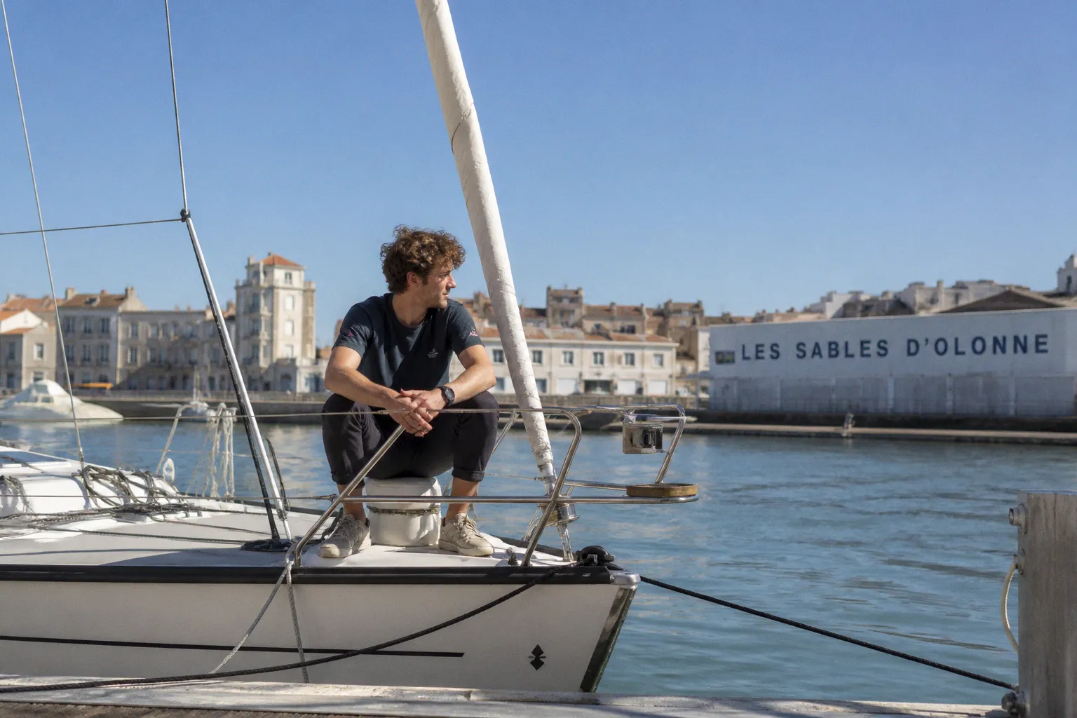 Le sauvetage titanesque de l'ancien PRB, légende du Vendée Globe