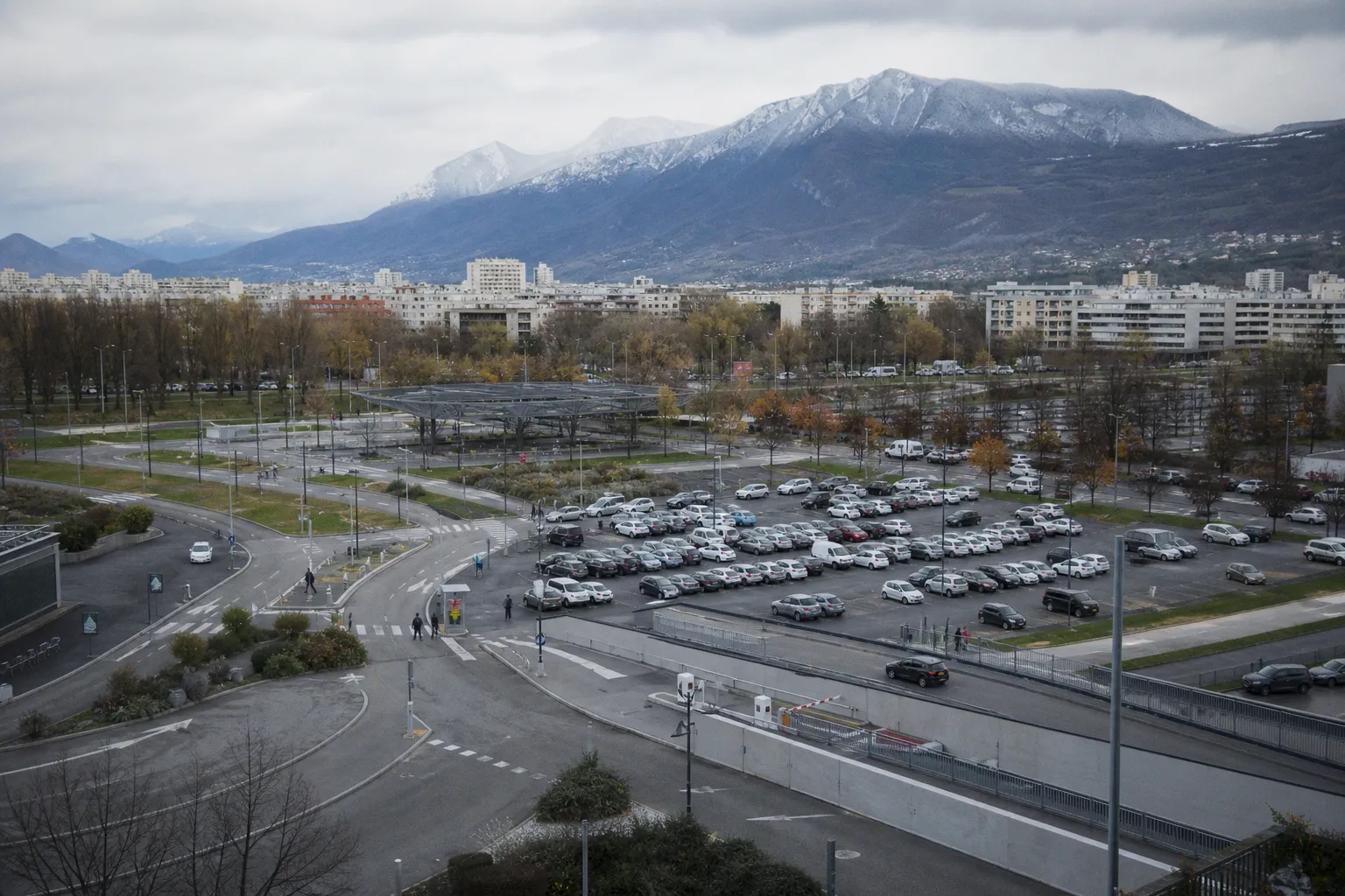 Location de voiture à Grenoble : guide pratique pour votre séjour