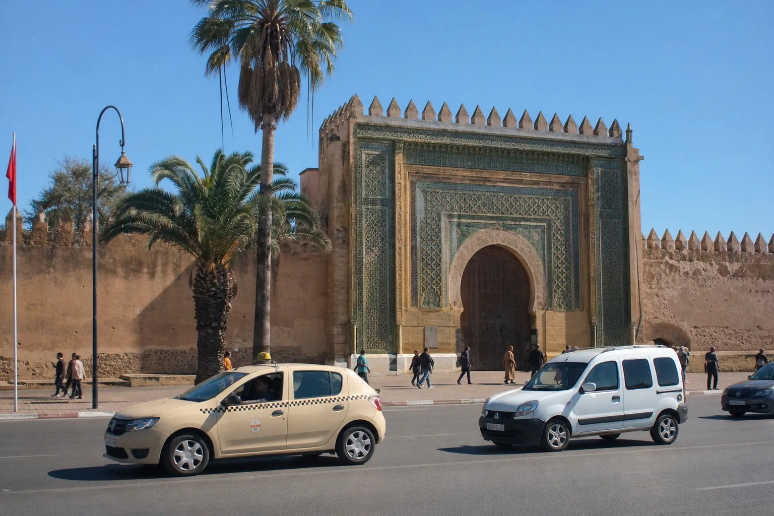 Louer une voiture à Meknès : guide pratique pour votre voyage
