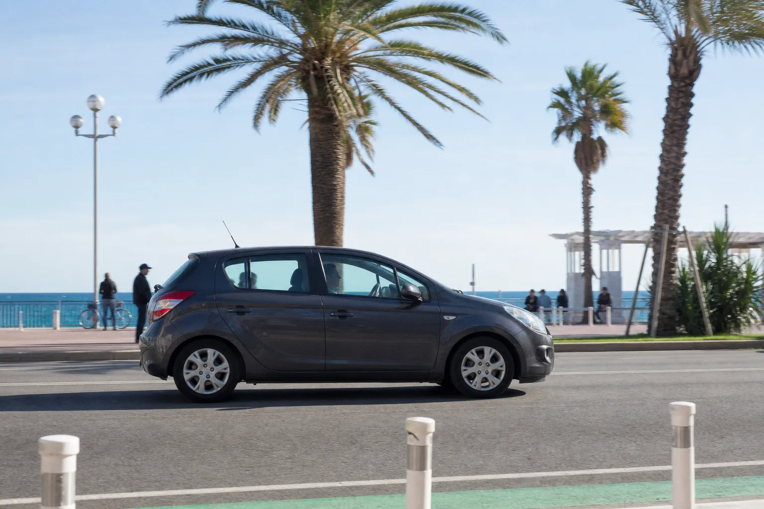 Location de voiture à Nice : guide pratique