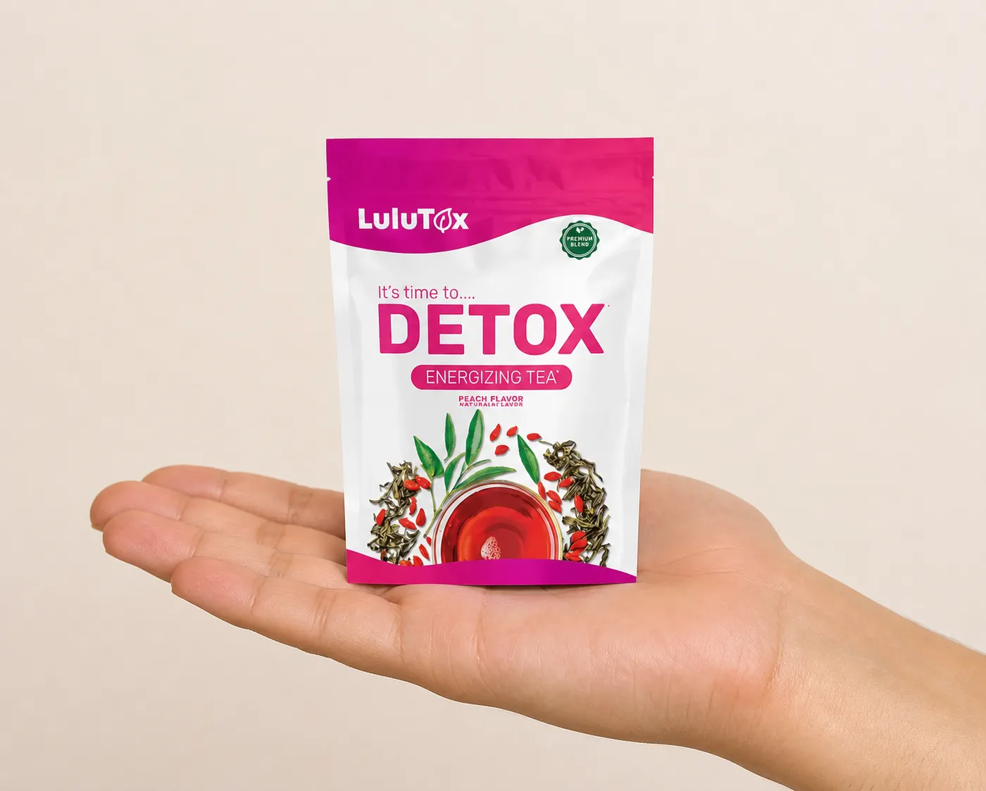 Lulutox Detox Tea — le produit en main