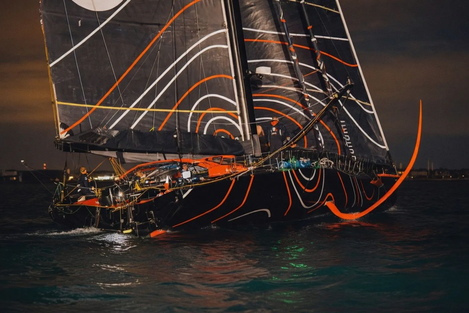 Pourquoi les grandes courses au large comme le Vendée Globe privilégient-elles l'automne ?