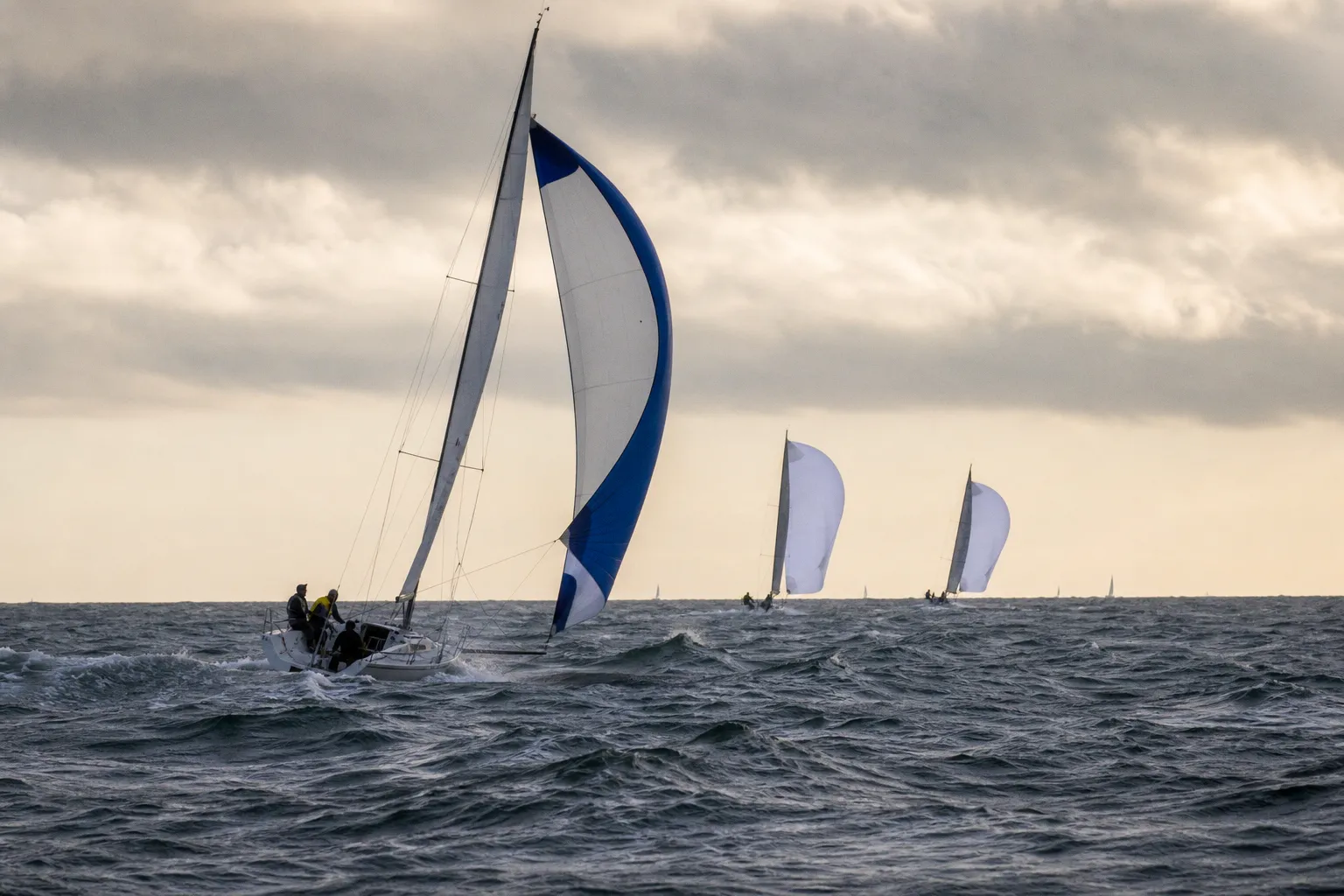 Solitaire du Figaro : la Fédération française de voile conteste le passage aux Ocean Fifty
