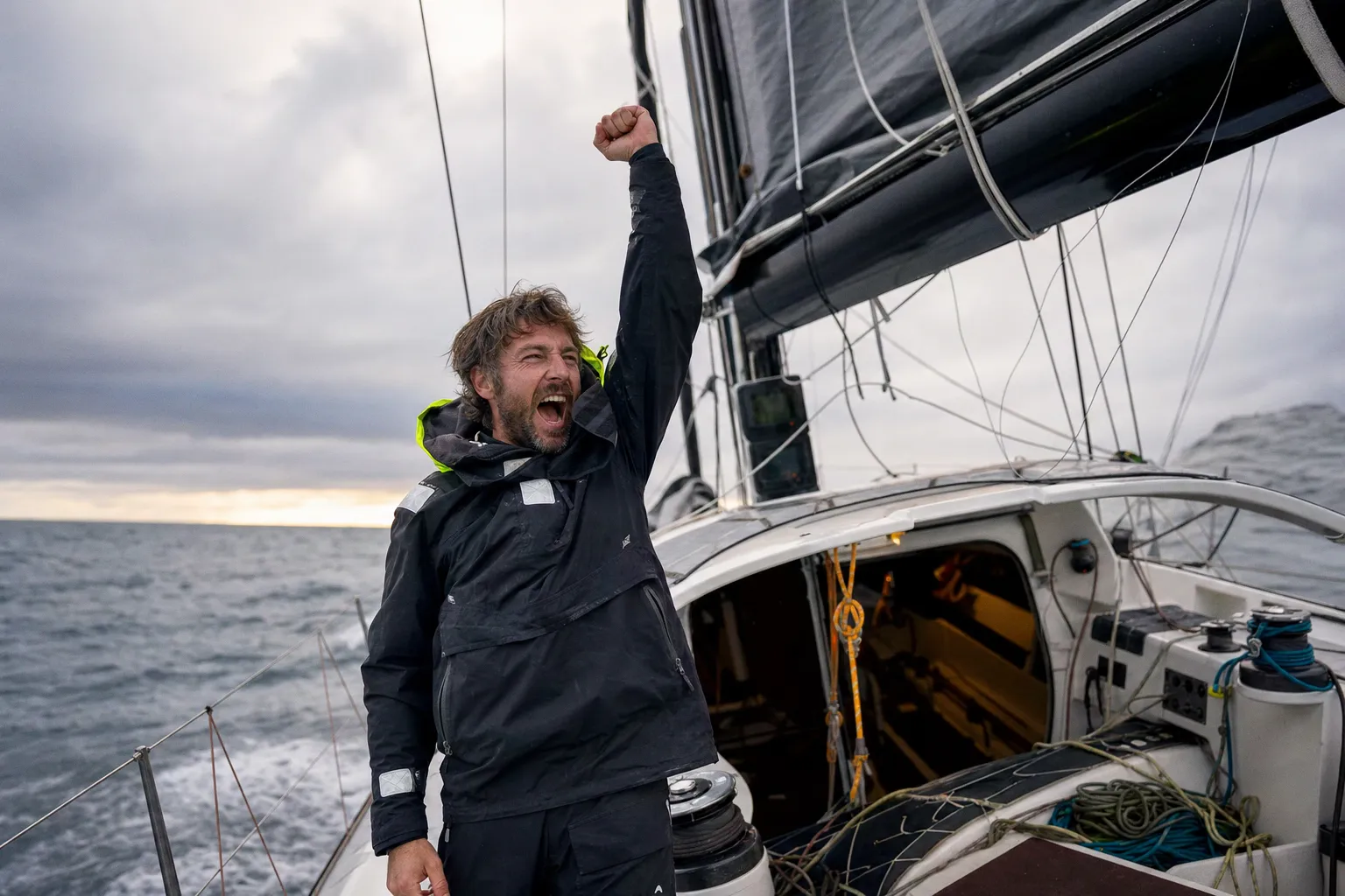 Transat en solitaire : le défi de la navigation minimaliste