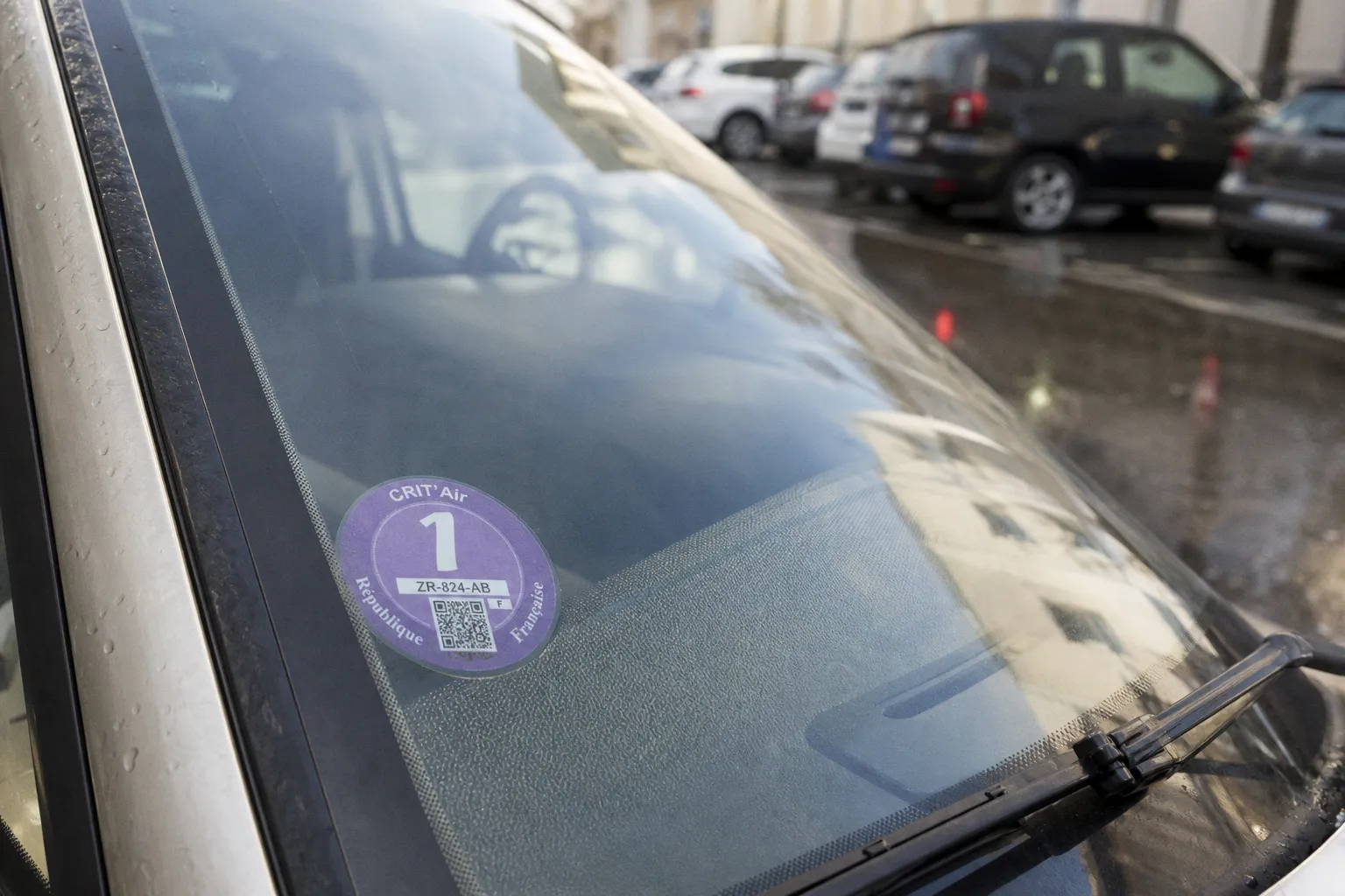 Vignette Crit'Air et voiture de location : le guide complet